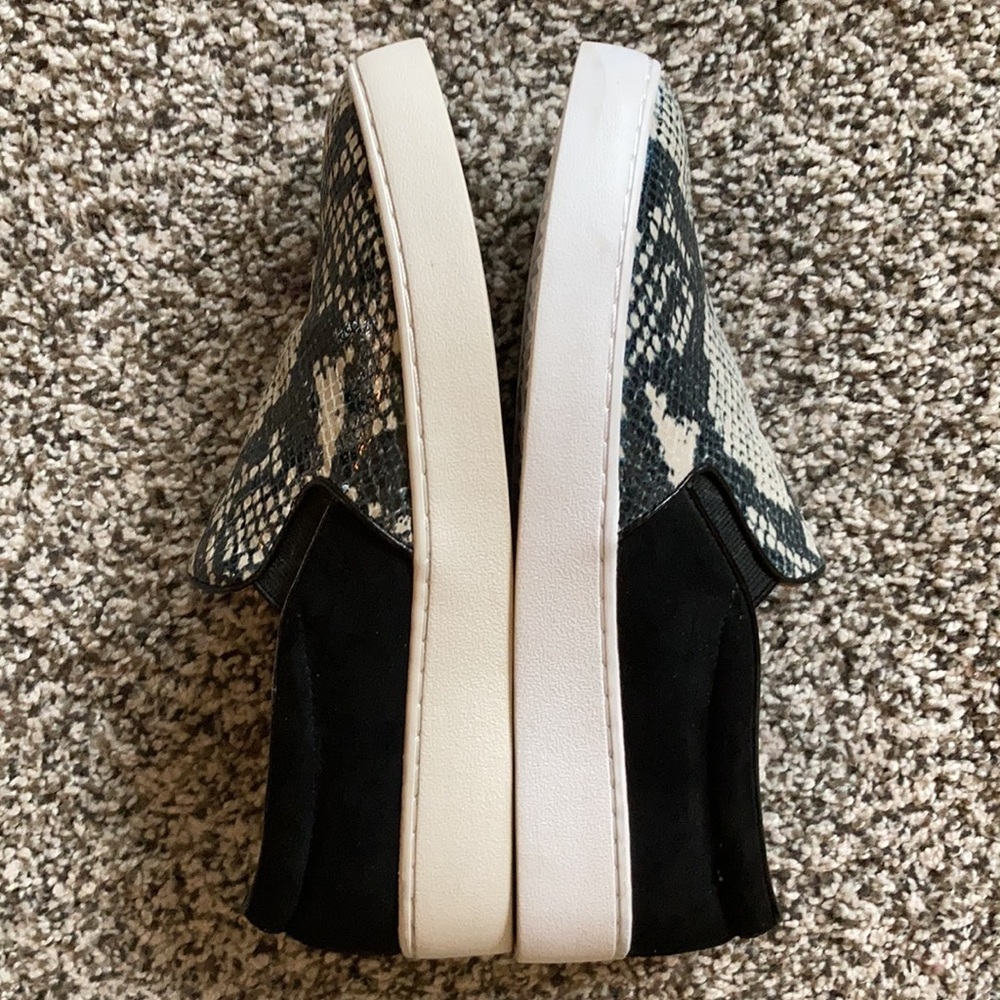 Vionic Midi Slip On Sneaker Size 6.5 - image 4